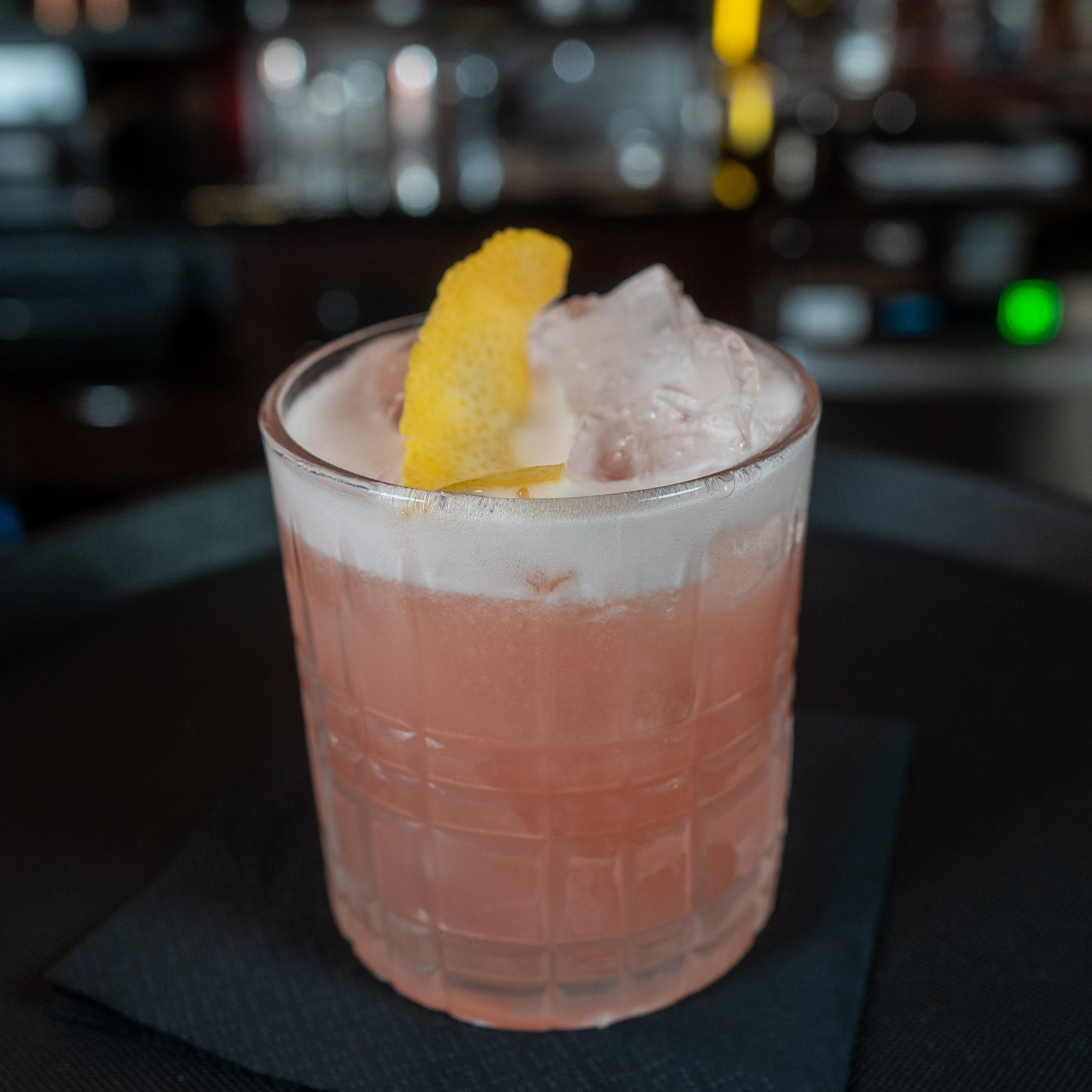 Hamburg Sour – Der hanseatische Cocktail mit Charakter